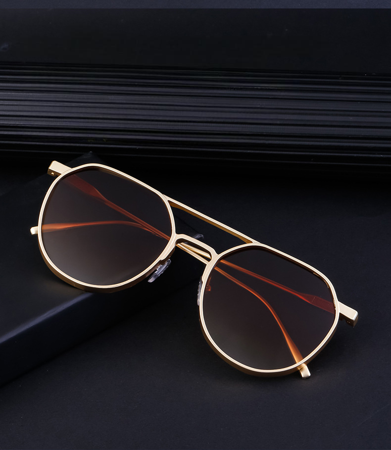 nan – Stylish men's fashion piece