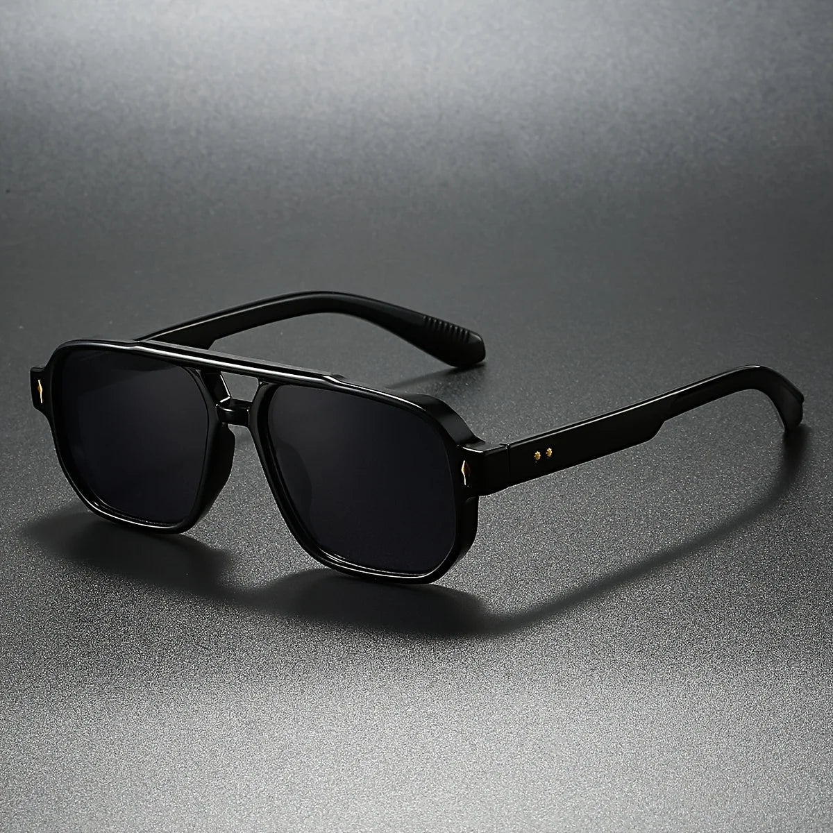 nan – Stylish men's fashion piece