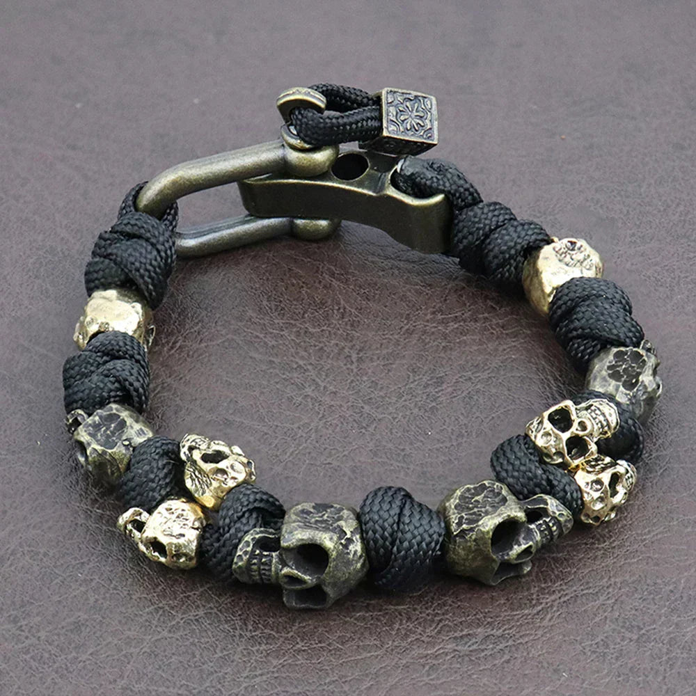 Colt - Skull Bead Paracord Bracelet – Stylish men's fashion piece