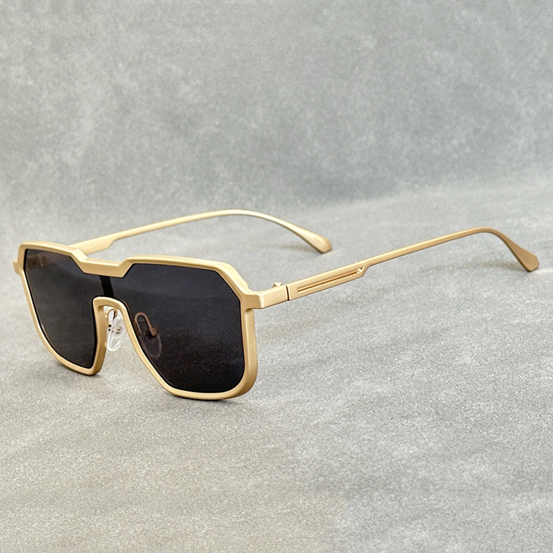 nan – Stylish men's fashion piece