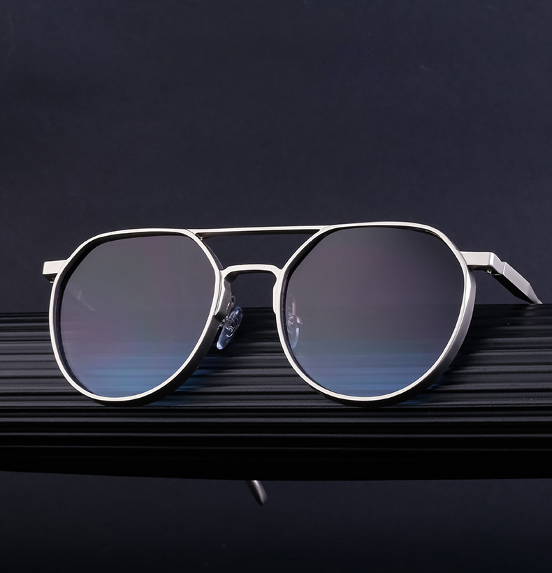 nan – Stylish men's fashion piece